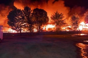 Pożar w fabryce mebli tapicerowanych w Gnieźnie