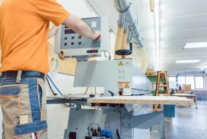 Minister finansów nie ma czasu dla przemysłu drzewnego