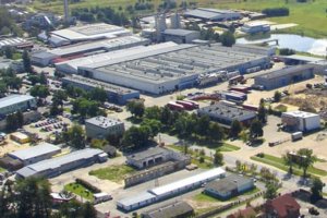 Black Red White zwiększa skalę zwolnień