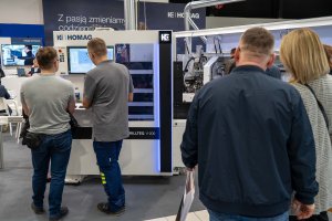 HOMAG prezentuje rozwiązania dla przemysłu meblarskiego Urządzenia | Od rozkroju materiału po cyfrową transformację produkcji
