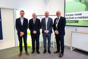 Polska branża maszyn do drewna i meblarstwa wzmacnia swoją pozycję w Europie