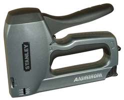  <font color=gray>Zszywacz TR250 HD<br>fot. Stanley</font>