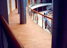 Naturalne podłogi także w biurze