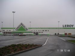 Nowy hipermarket Leroy Merlin w Krakowie