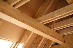 Konstrukcja dachu z użyciem<br>Kronopol I-Beam. Fot. Kronopol