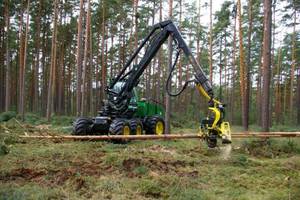 Harwester John Deere