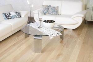 Podłogi drewniane Jesion Rustic marki Royal Floor