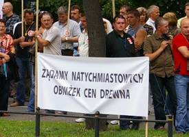 Tartaki bojkotują ceny drewna