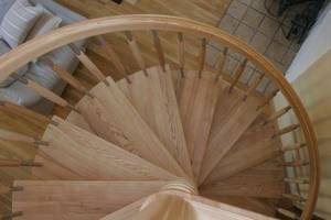 Rodzina Traka zwiększa zaangażowanie w Mera Schody