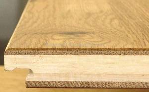Chińscy producenci promują trzywarstwowe podłogi z drewna