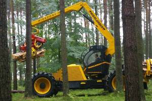 Pokazy pracy harvestera Highlander z oferty firmy Konrad Forsttechnik.