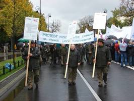 Manifestacja leśników przed URM w Warszawie 29.09.2010r.
