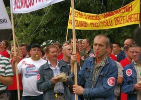 UWAGA: Pikieta Przemysłu Drzewnego w Warszawie