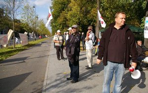 Oczekiwanie na rezultaty rozmów