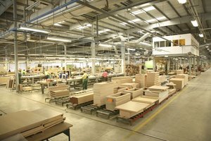 Bydgoskie Fabryki Mebli planują zwolnić prawie 30% załogi