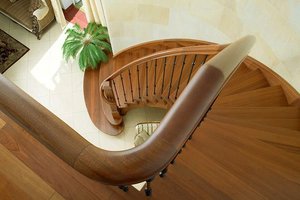 Mera wchodzi w meble