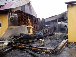 Pożar w zakładzie produkującym palety