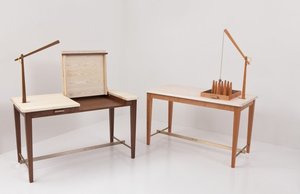 Devil Amongst the Tailors - drewniany stół do zadań różnych