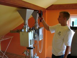 Generator mikrofal systemu SAURUS, monitoring pracy kamerą termowizyjną