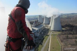 Greenpeace: Przyczyną pożaru w Turowie jest zachłanność PGE