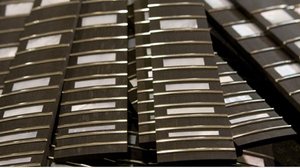 Gibson zapłaci 350 tys. USD za ugodę w sprawie drewna tropikalnego