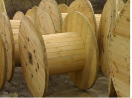 Andrew: Produkcja tarcicy i opakowań z certyfikatem ISO 9001