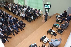 Międzynarodowe warsztaty "Technologii przyszłości w leśnictwie", które odbywały się w Sankt Petersburgu, zgromadziły prawie 200 uczestników.