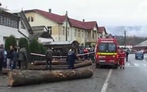 Tragiczny wypadek spowodowany przez kierowcę ciężarówki z drewnem