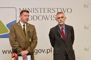 Lasy zasilą fundusz na drogi