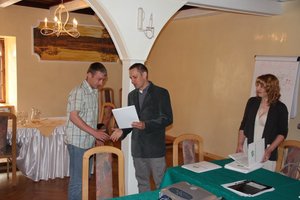 Wręczenie certyfikatów