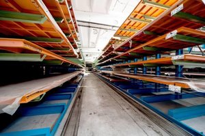 Nowy magazyn filmów do laminowania w Wieruszowie