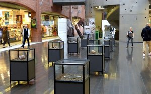 Wystawa 1000 lat w naszyjnikach