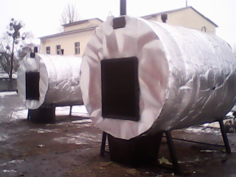 Piec do otrzymywania węgla drzewnego.