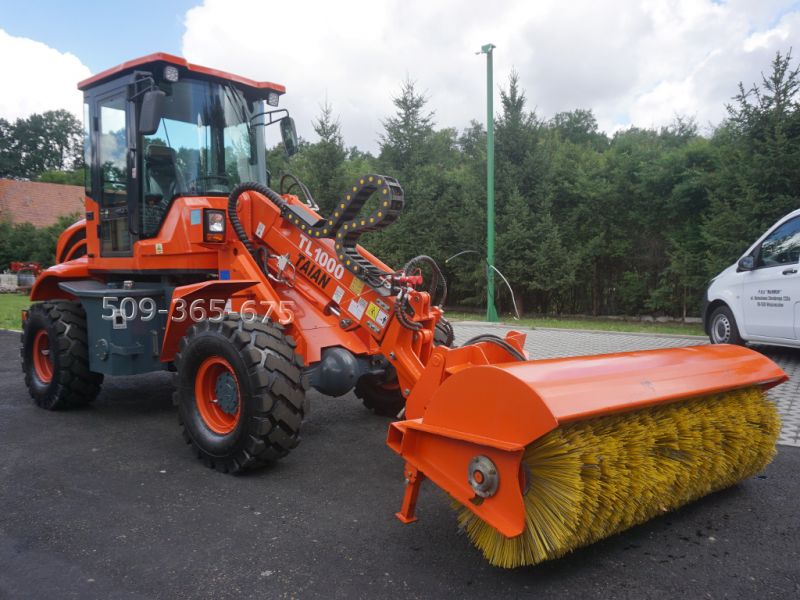 Nowa ładowarka Taian TL1000 + zamiatarka