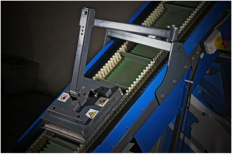 Płyta magnetyczna z ramieniem przesuwnym (330 / 375 / 80 mm)