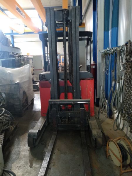 Linde R16 Wózek widłowy elektryczny wys. podnoszenia ok. 5 m