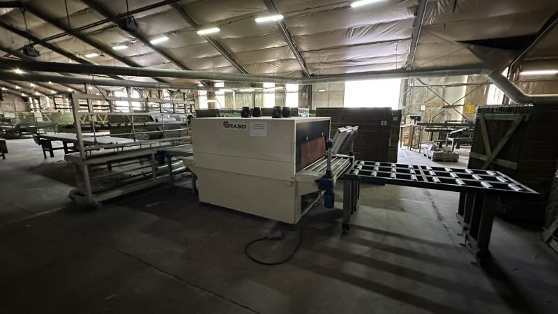 Wiązarkę wraz z systemem do wiązania i foliowania produktów