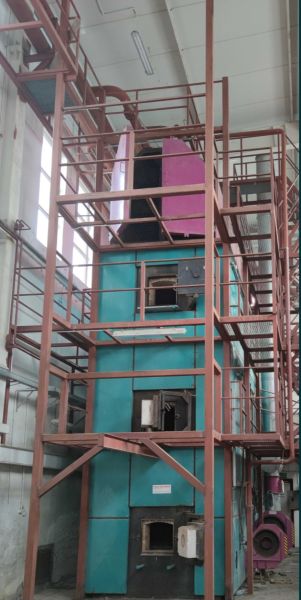 Kocioł na biomasę/instalacja kotła - zrębki, kora, drewno