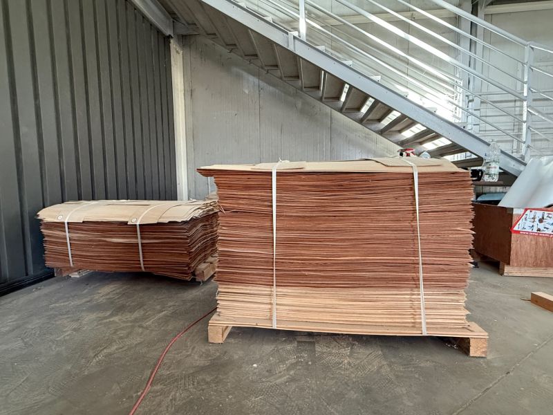 Łuszczka drewniana – MODRZEW / TOPOLA – klasa A – FV – duże formaty