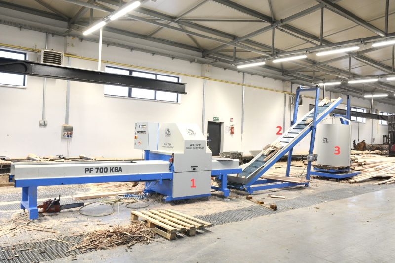 Pilarka tarczowa PF 700 KBA z wyposażeniem dodatkowym.